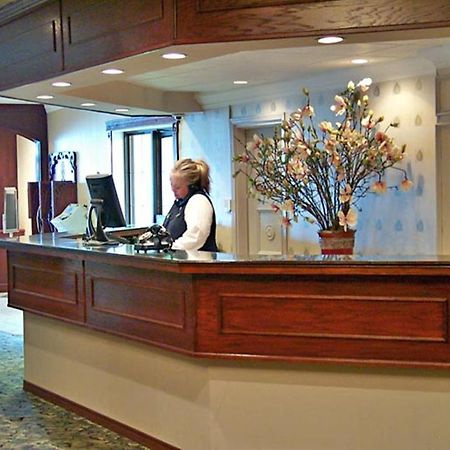 Ambassador Hotel 萨德伯里 外观 照片