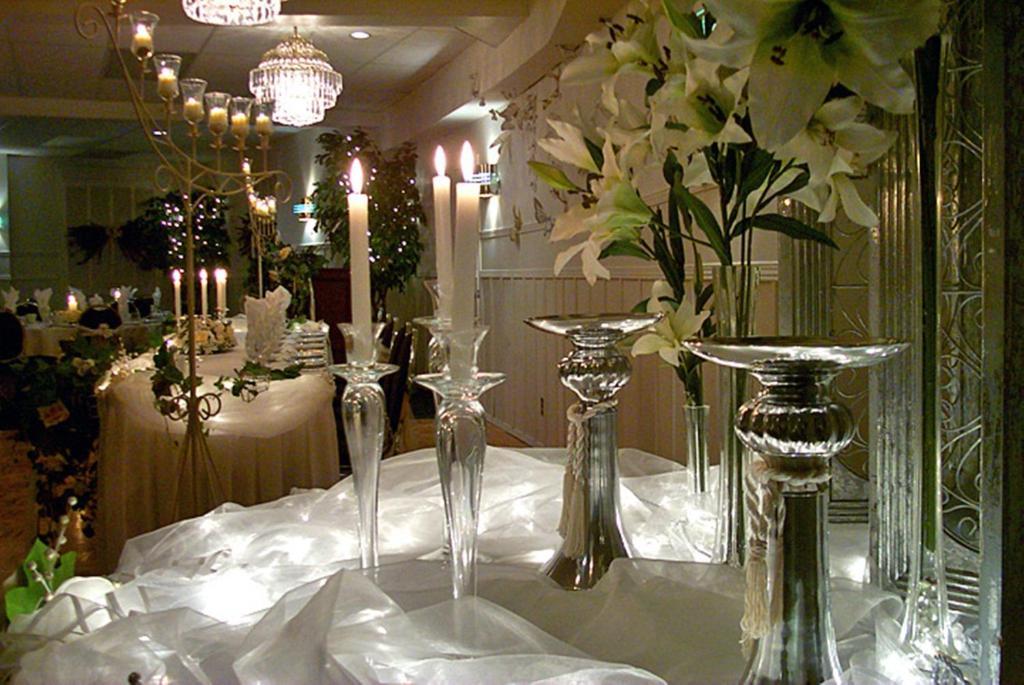 Ambassador Hotel 萨德伯里 外观 照片